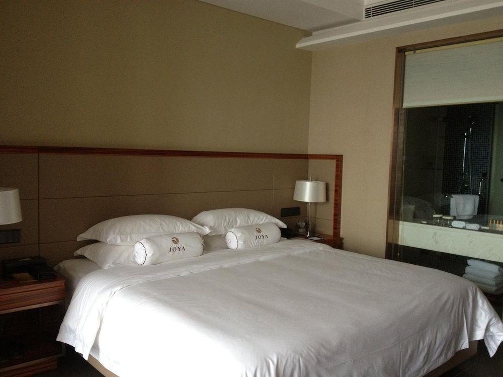 Joya International Hotel Sanya Extérieur photo