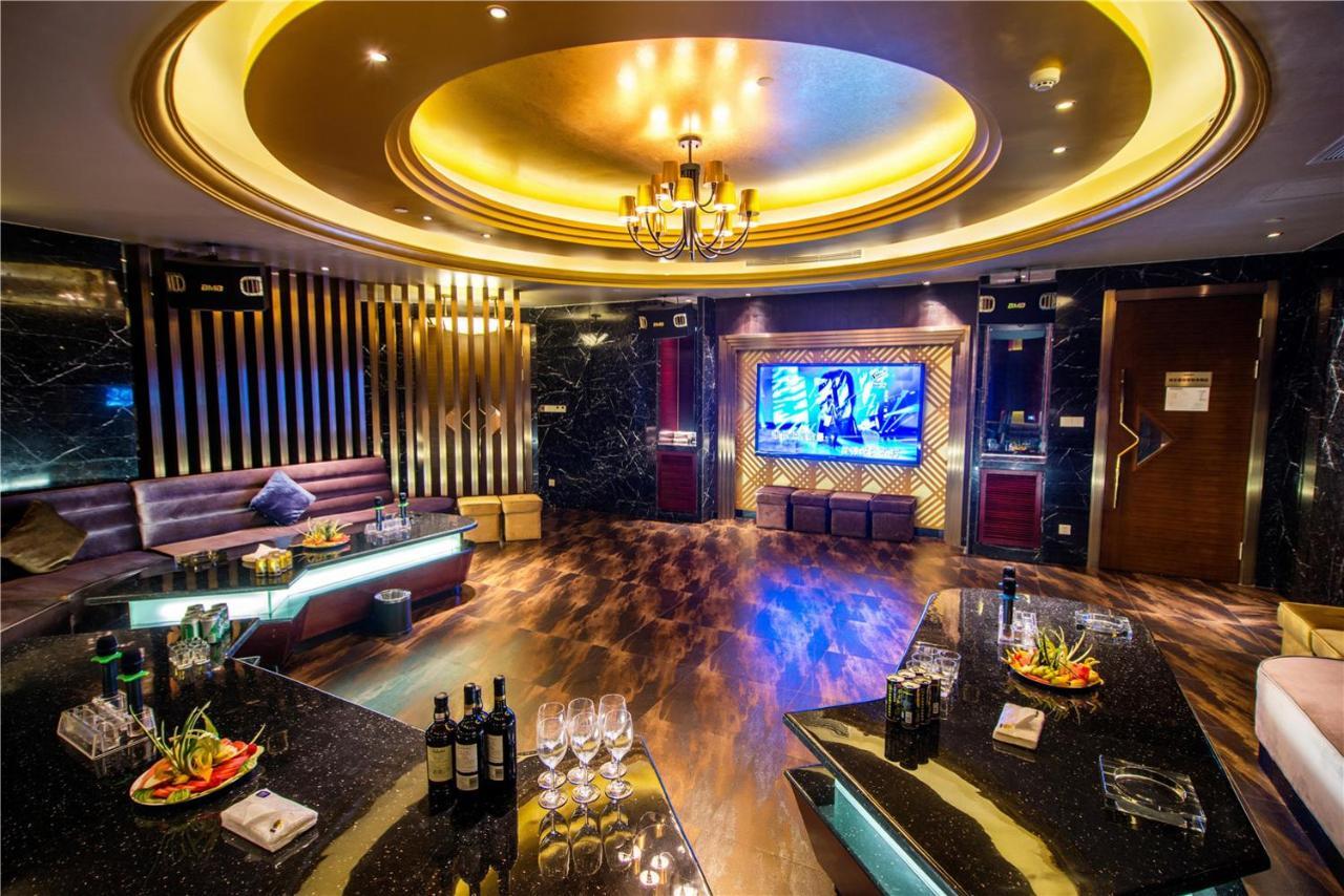 Joya International Hotel Sanya Extérieur photo