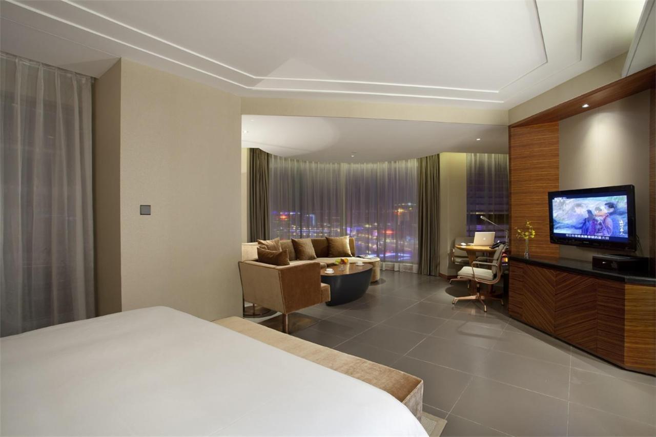 Joya International Hotel Sanya Extérieur photo
