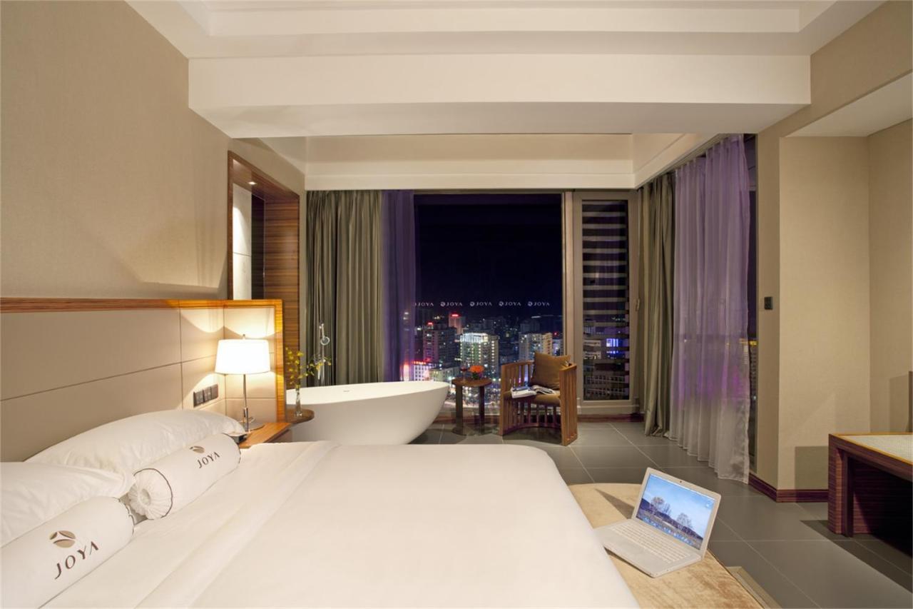 Joya International Hotel Sanya Extérieur photo